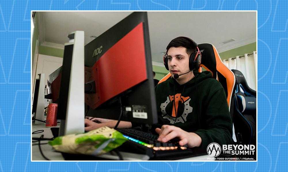 acier pour quitter CS: GO pour poursuivre VALORANT