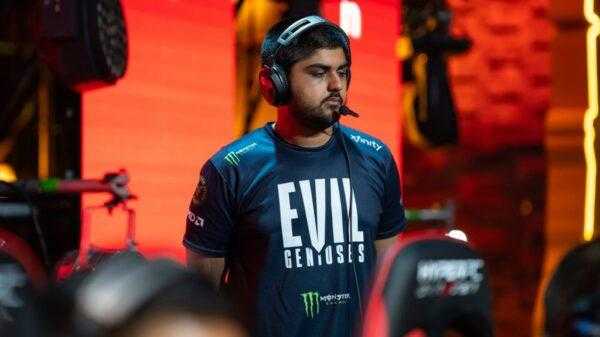 Rapport: Le coach de 100 voleurs "ImAPet" cherche à passer à Valorant professionnel »TalkEsport