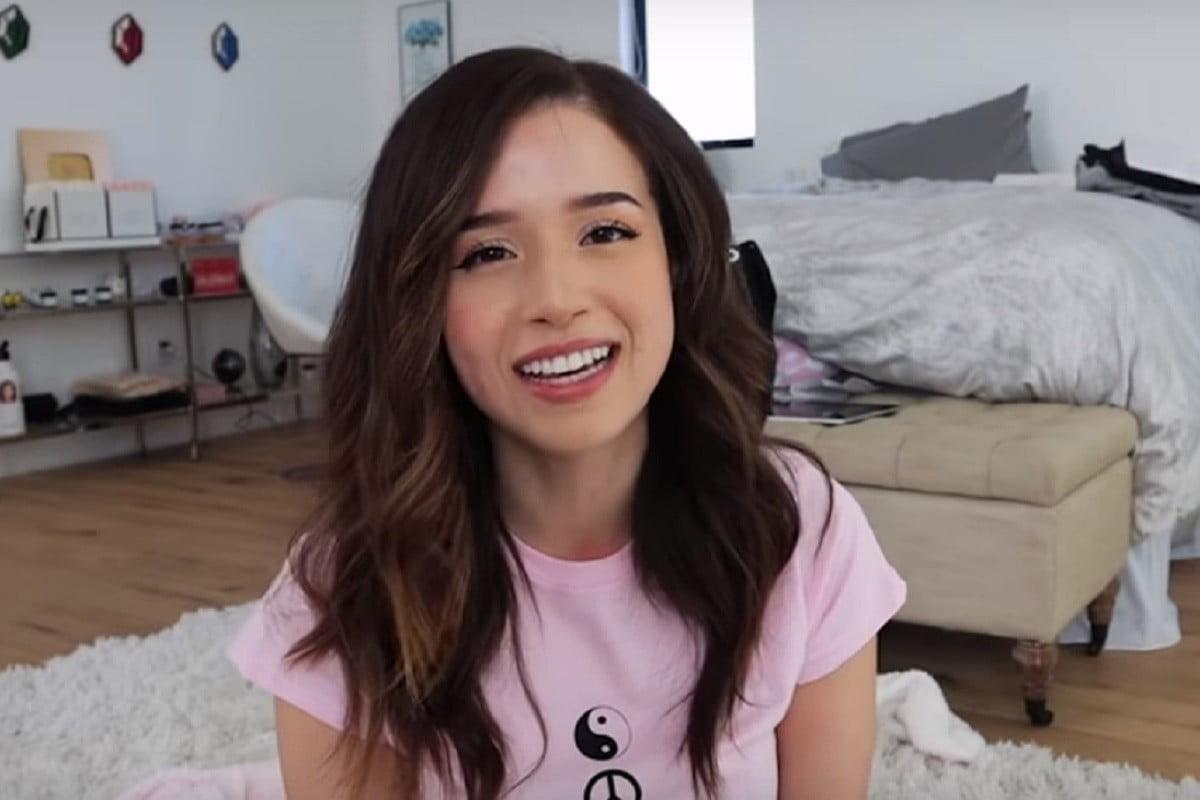 Pokimane arrête un haineux Valorant »TalkEsport