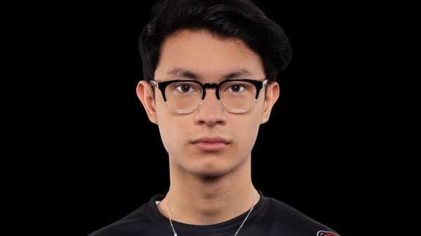 Valorant: "Laissez-moi voir le contrat" ​​- Les parents d'un enfant prodige racontent comment ils ont élevé un pro de l'esport