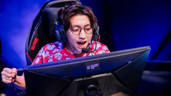 f0rsakeN Valorant Paramètres 2024 : réticule, configuration, guide d'équipement